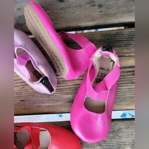 MONKEY FEET SZ 12-18M VGUC DARK PINK Leather criss cross BALLET shoes